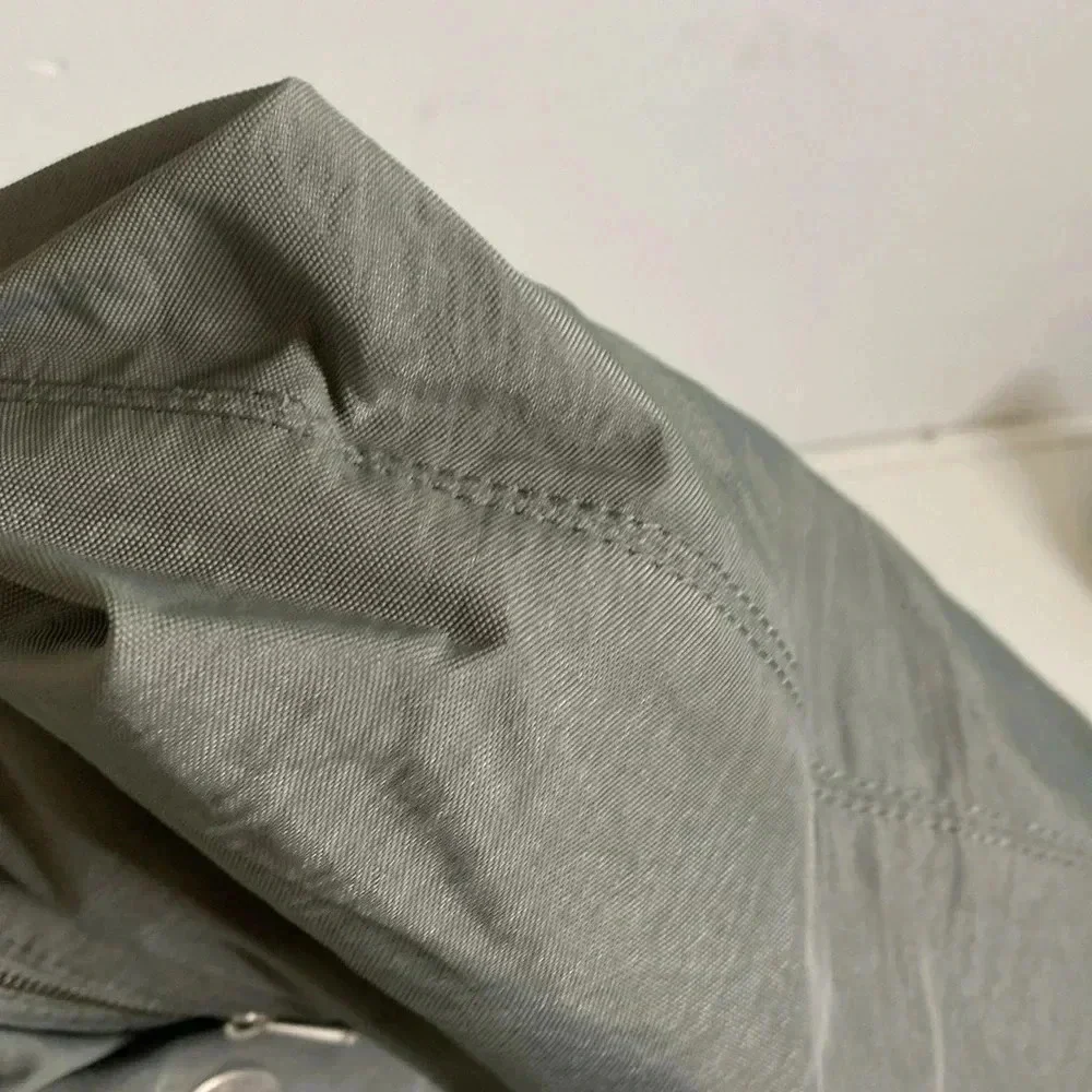 BAGGALLINI Grey Nylon Shoulder/Travel Bag - Picture 8 of 8